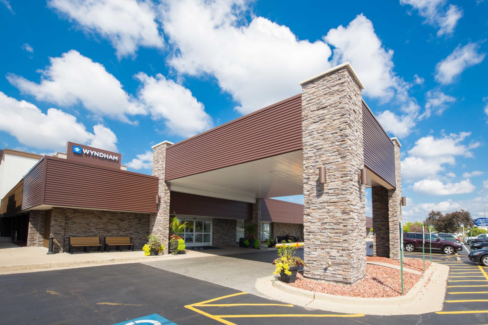 Wyndham Chicago O'Hare Hotel Rosemont Exterior photo