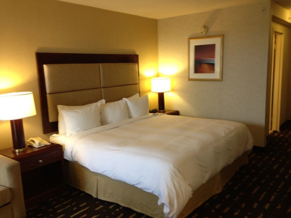 Wyndham Chicago O'Hare Hotel Rosemont Exterior photo
